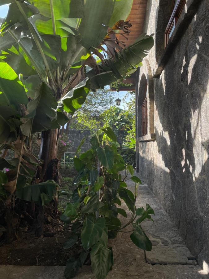 Casa Qatzij - Guest House, Lake Atitlan San Lucas Toliman Екстер'єр фото